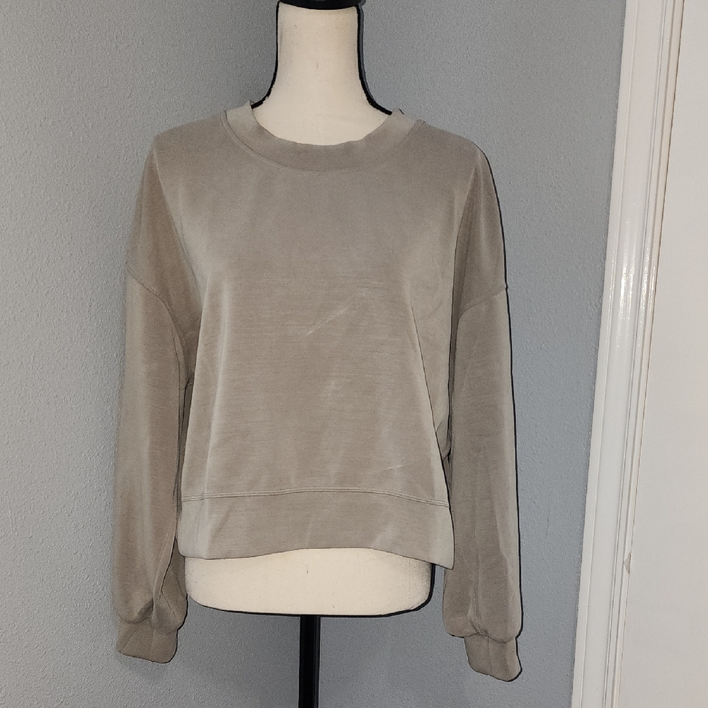 Lululemon Taupe Cropped Sueded Crewneck Sweatshirt Sz 8